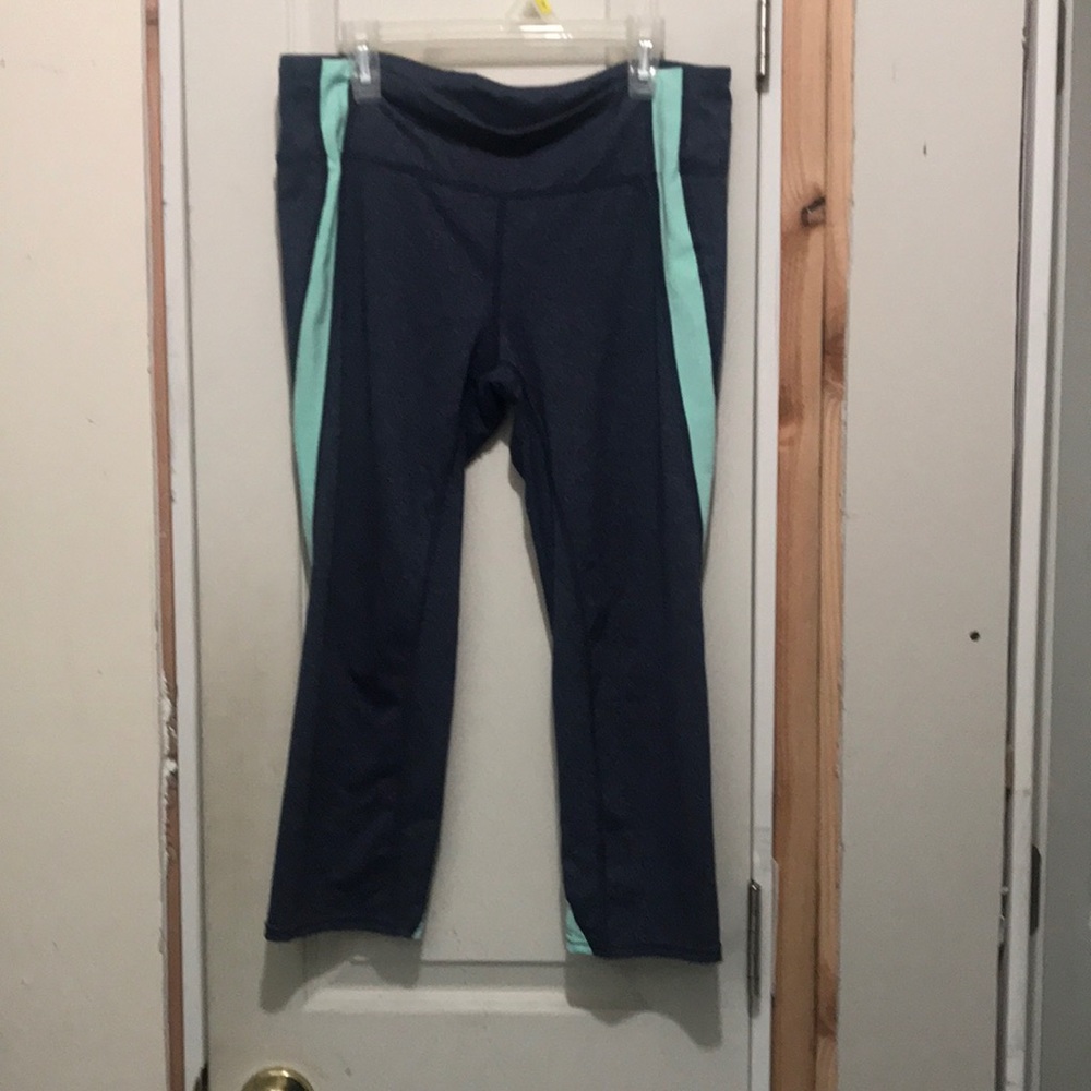 Yoga capris